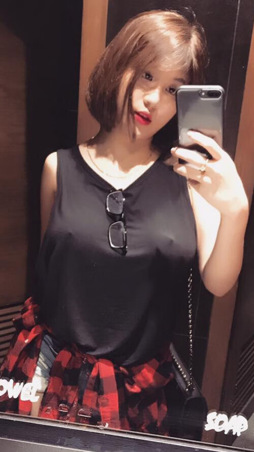 世界杯巅峰对决：激烈战场，精彩纷呈！，世界杯经典比赛视频